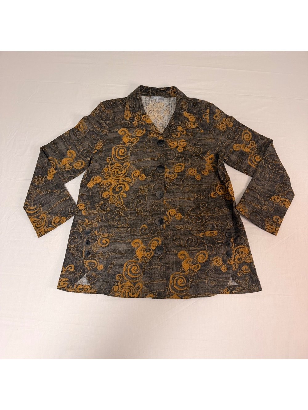 Habitat Women's Button-Up Jacket with Swirl Pattern, Size Small